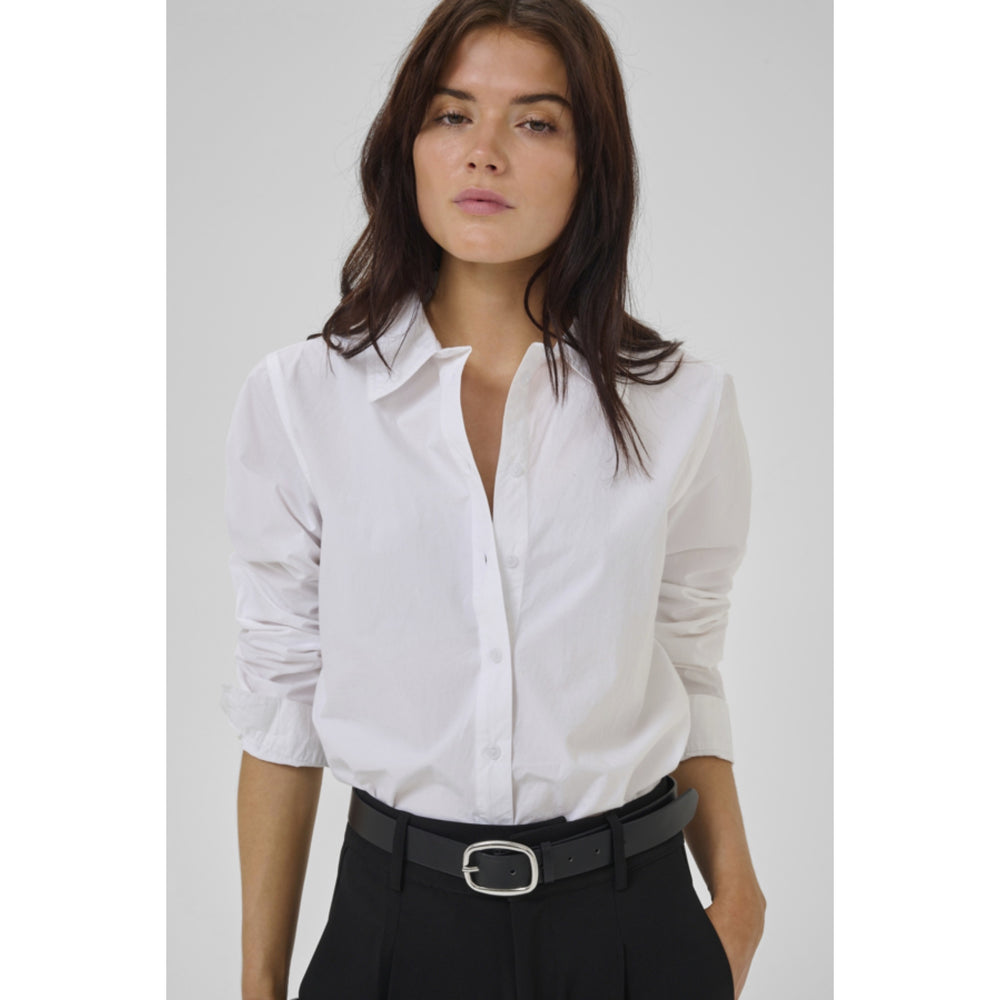 My Essential Wardrobe 02 White Shirt