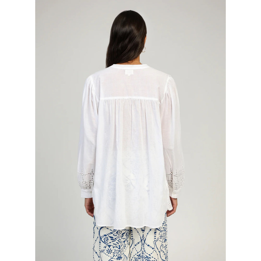 An’ge Soviana White Shirt