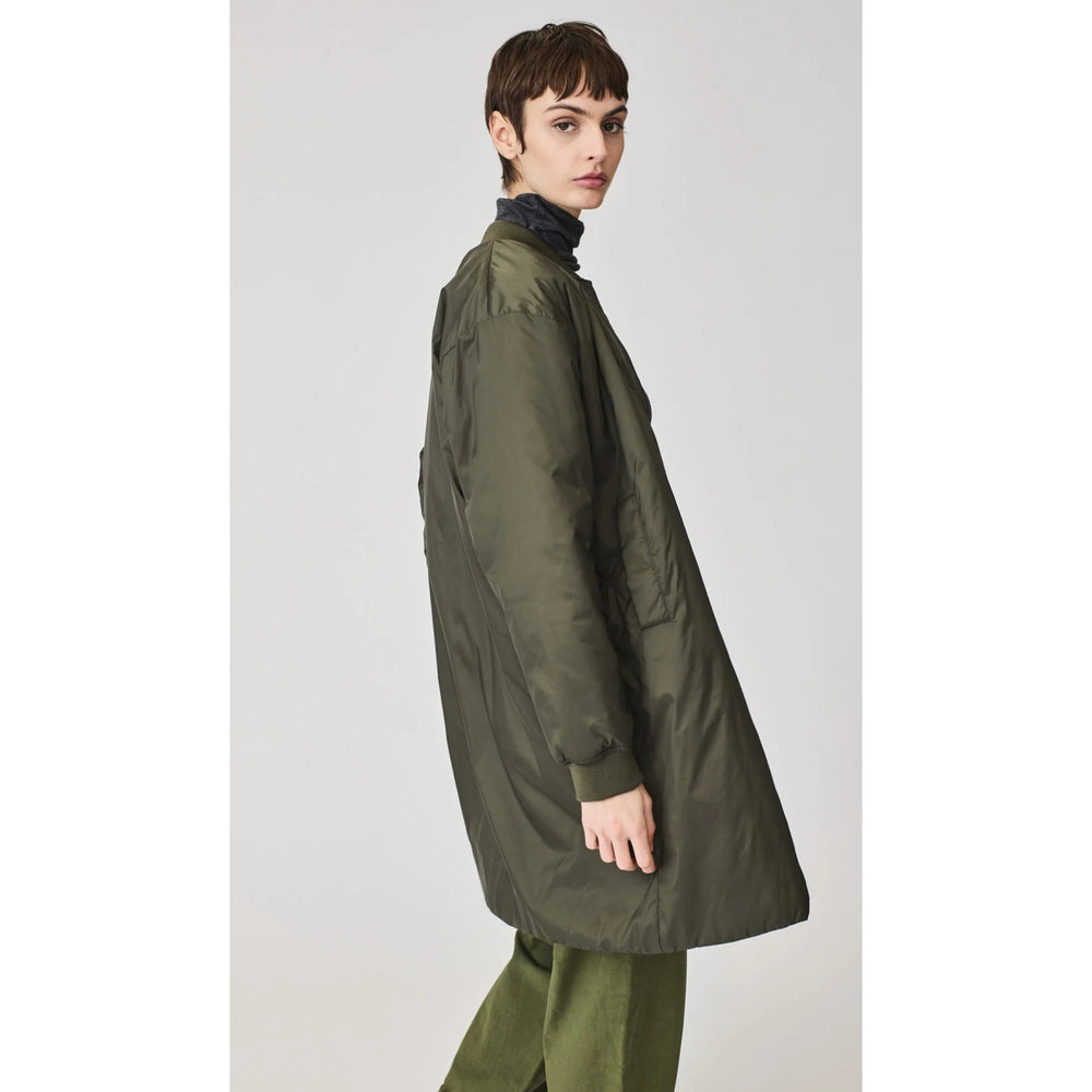 Tanta Pyouh Khaki Coat