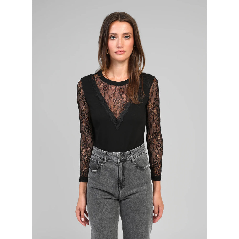 An’ge Adalida Lace Top