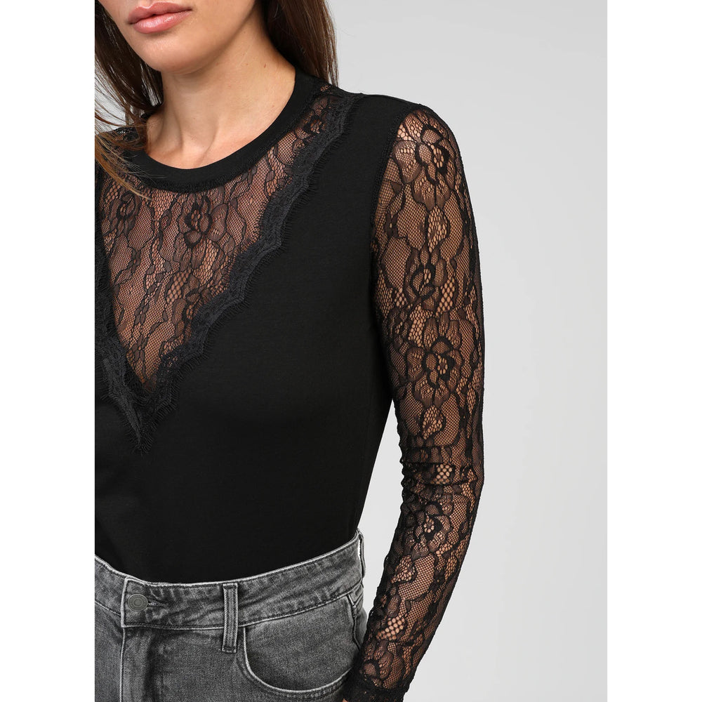 An’ge Adalida Lace Top