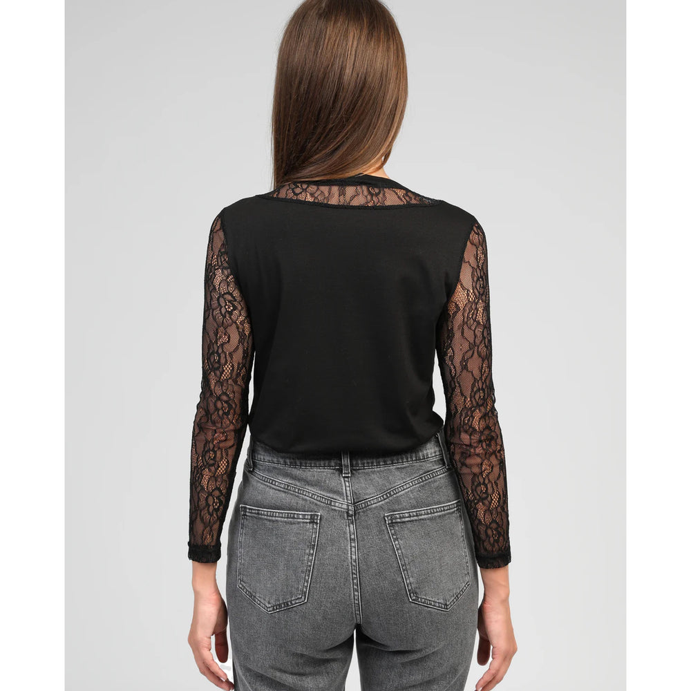 An’ge Adalida Lace Top
